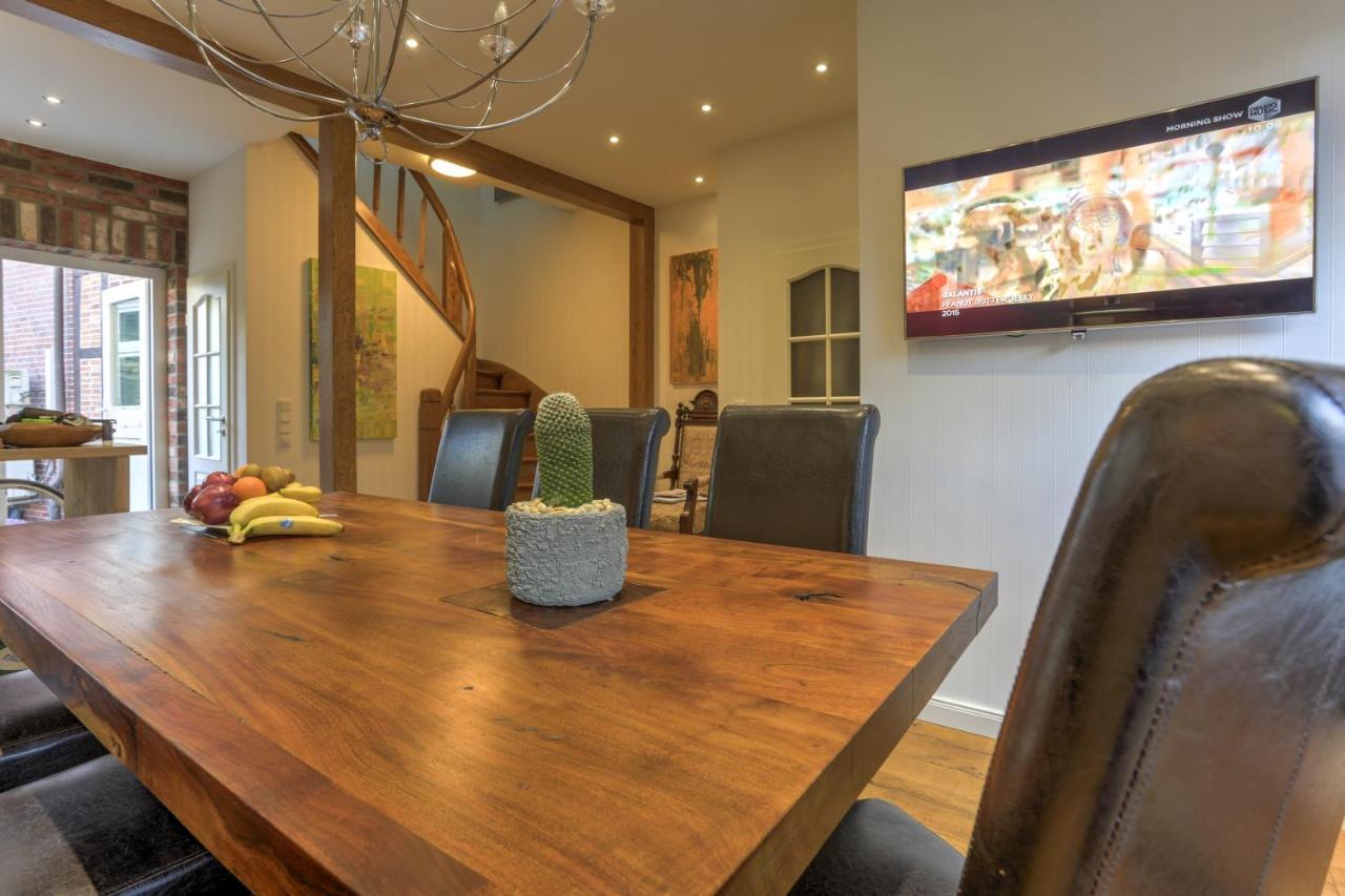 Stadtjuwel Schwerin Luxus Ferienhaus In Der Altstadt Bagian luar foto