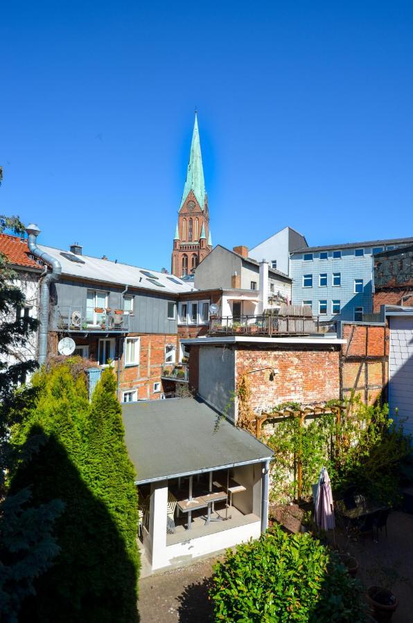 Stadtjuwel Schwerin Luxus Ferienhaus In Der Altstadt Bagian luar foto