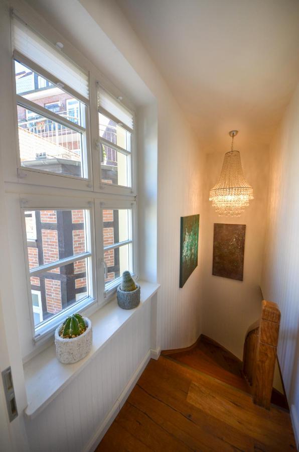 Stadtjuwel Schwerin Luxus Ferienhaus In Der Altstadt Bagian luar foto